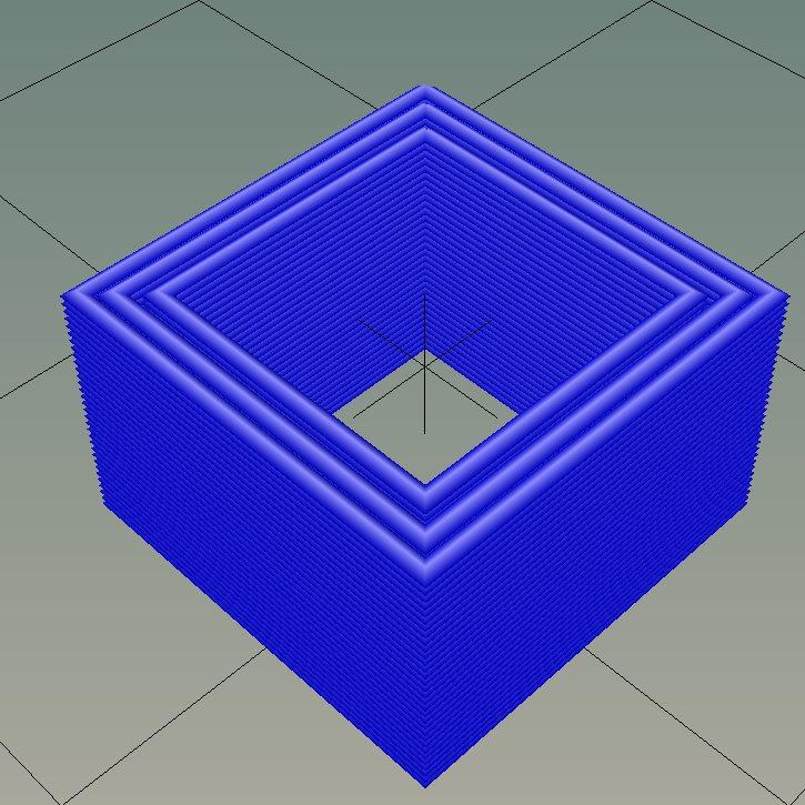 Проблема в slic3r стенки периметров не склеены между собой.