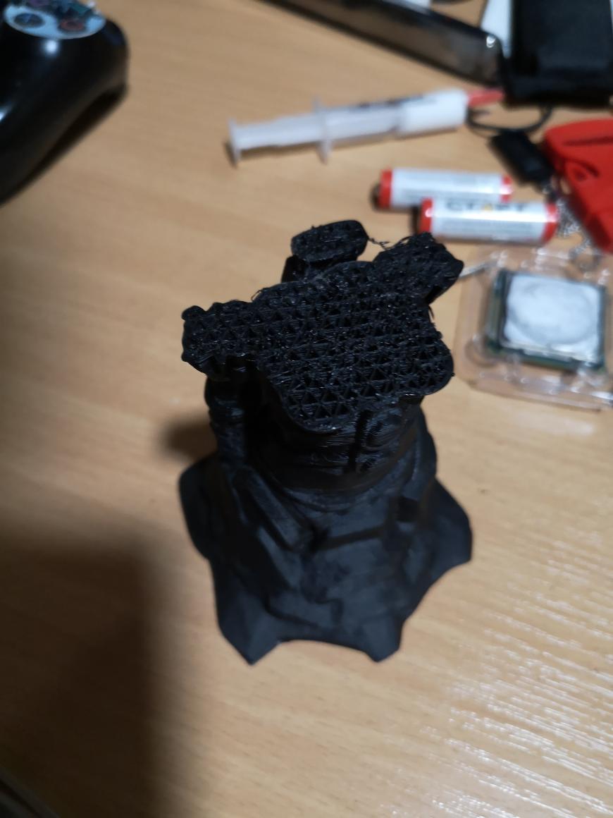 Cr-10 печатает половину детали...