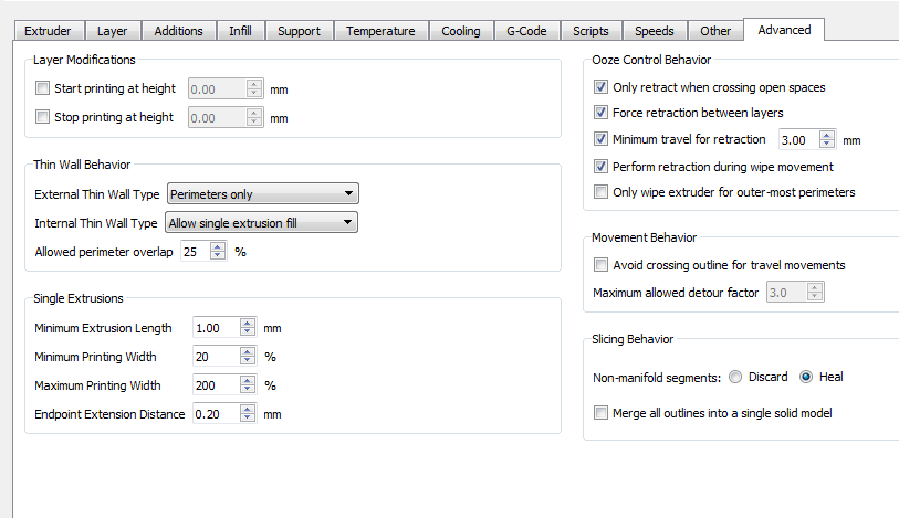 SimpliFy3D нарезает с мелкой змейкой.