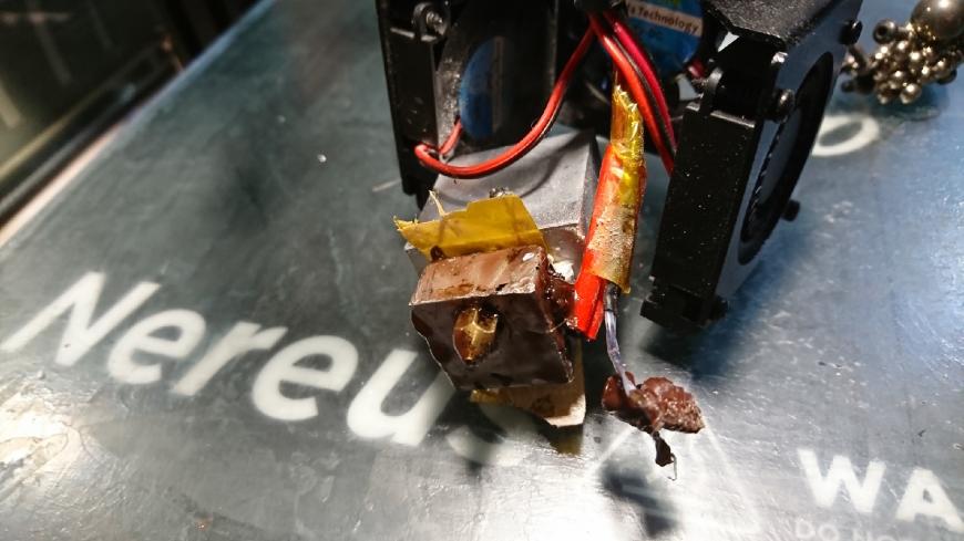 Хотэнд наскреб себе проблем....