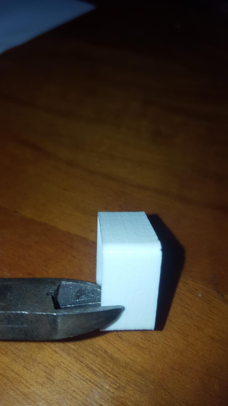 Подскажите в чем дело