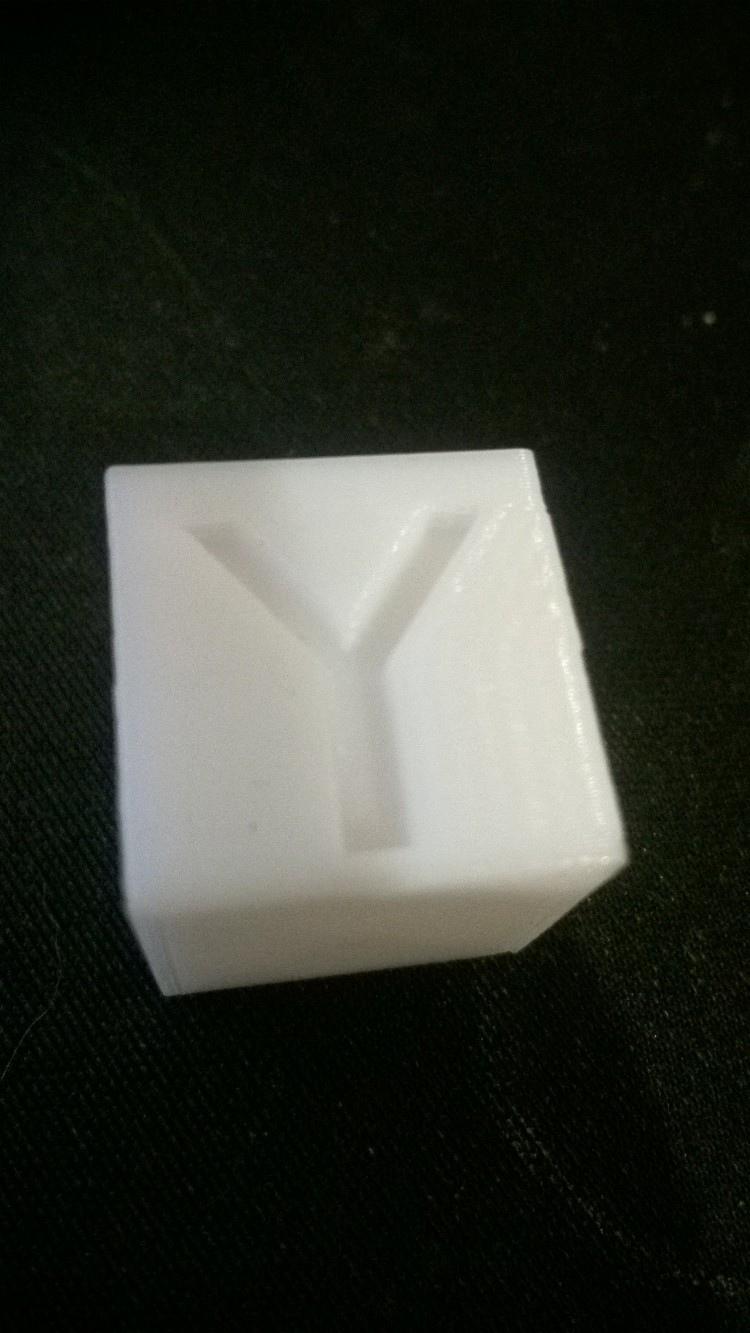 С чем может быть связано небольшое смещение слоев на дельте?