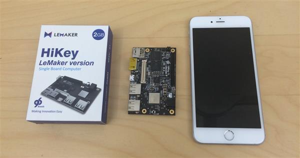 3D-печатный чехол запускает ОС Android на iPhone