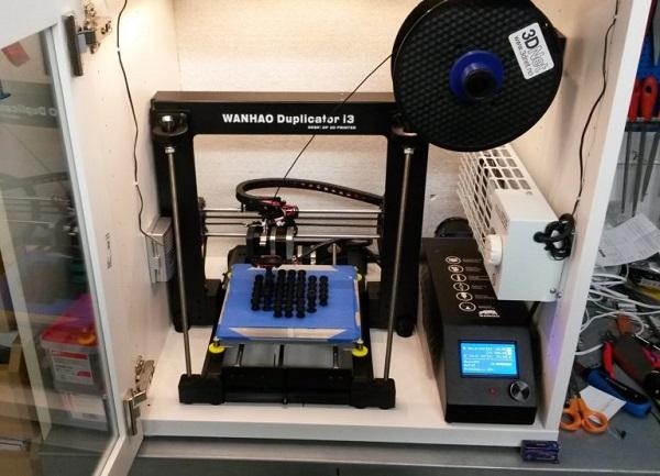 3D-печатный шестиногий робот Коре Халверсона