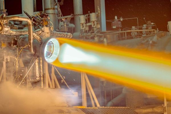 Вокруг света с 3Dtoday: аддитивные технологии и луковый суп, самое большое 3D-печатное ракетное сопло и цифровые вязальные машины