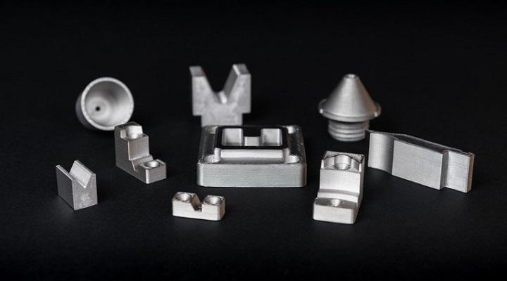 Markforged анонсировала филамент с наполнителем из инструментальной стали