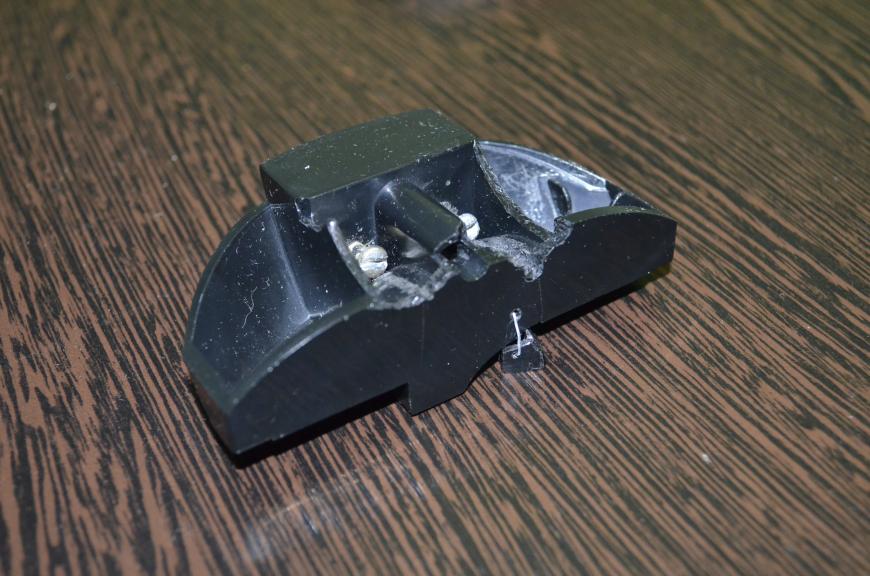 Кронштейн крепления крышки чайника