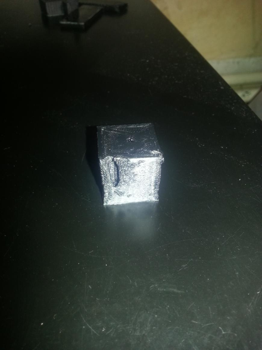 Кривые углы, дыра при печати.