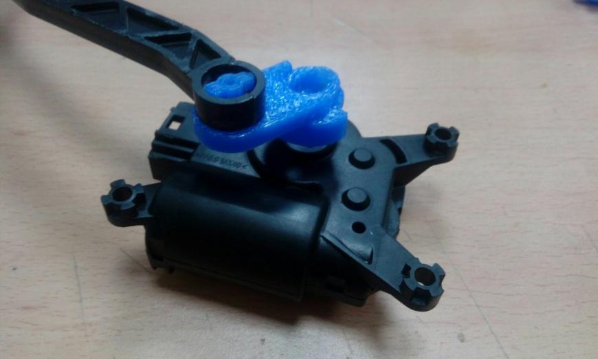 Механизм управления заслонками климат-контроля Volkswagen Passat