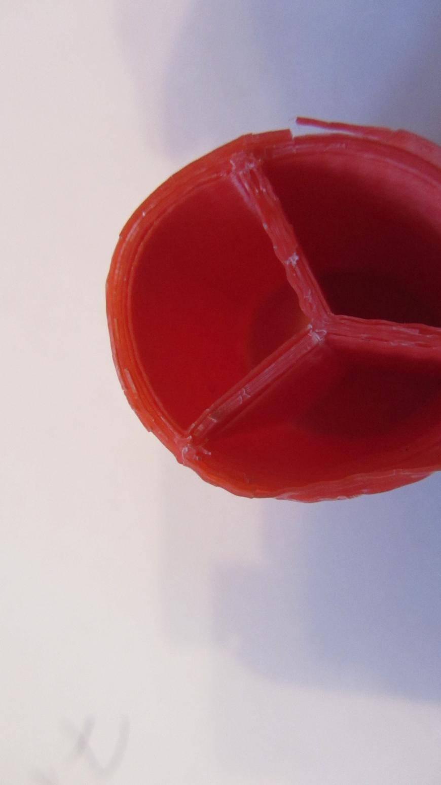 Нет 'склейки' между нитями.