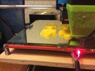 Центр стола и смещение позиции детали при печати Центр стола и смещение позиции детали при печати