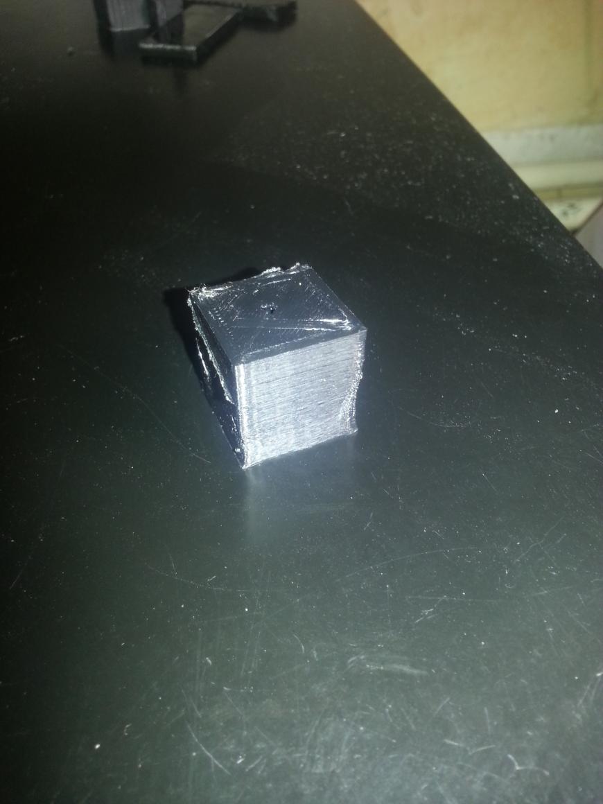 Кривые углы, дыра при печати.