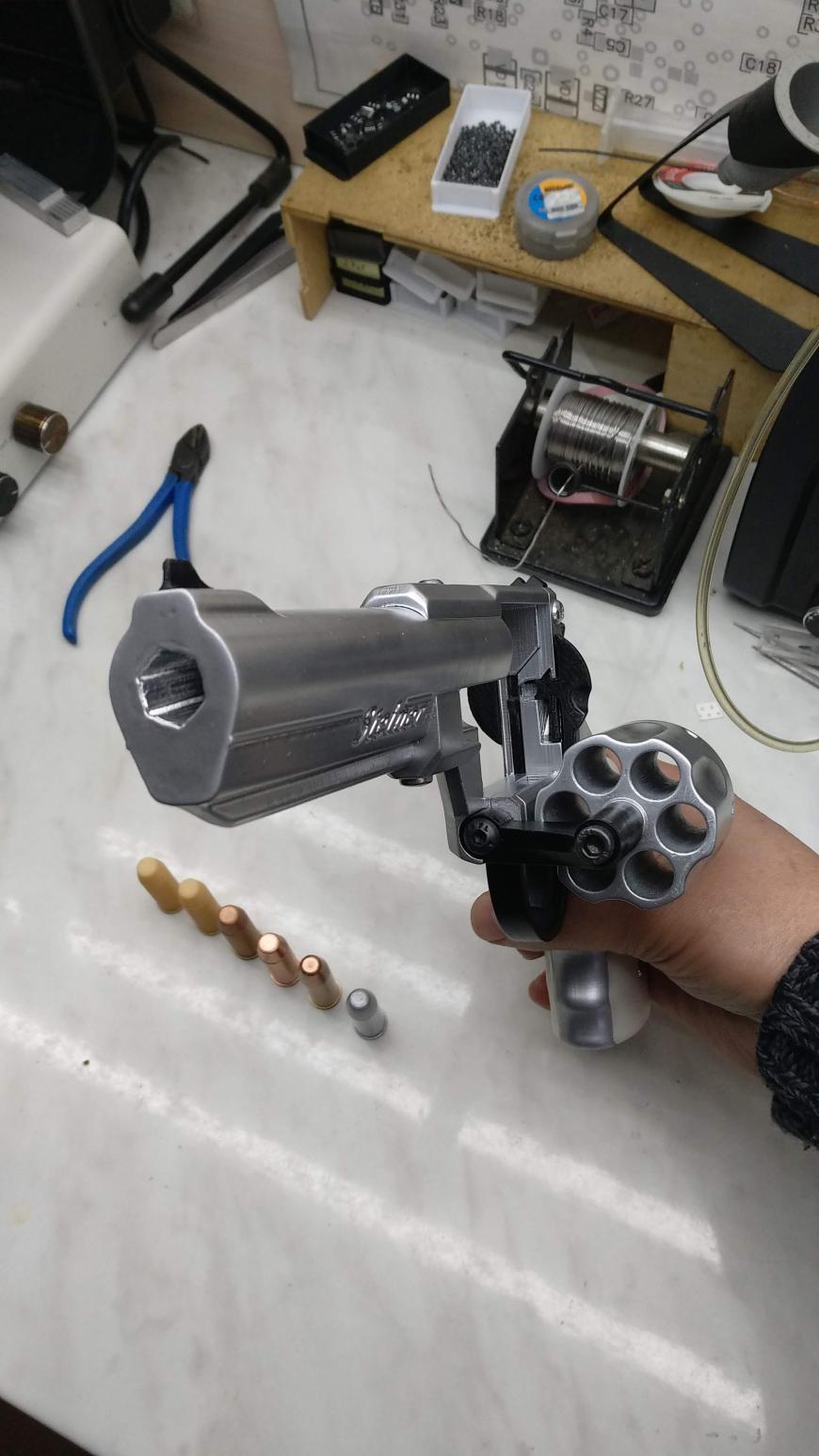 Револьвер калибра .45