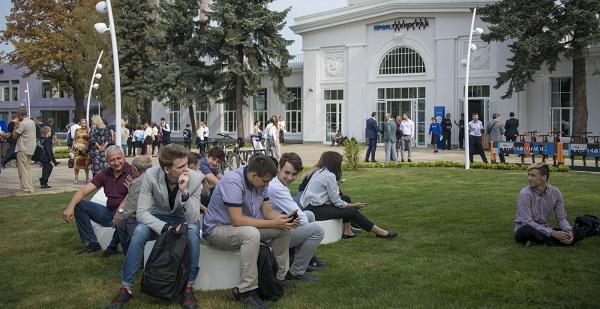 На ВДНХ открылся «супермаркет профессий»