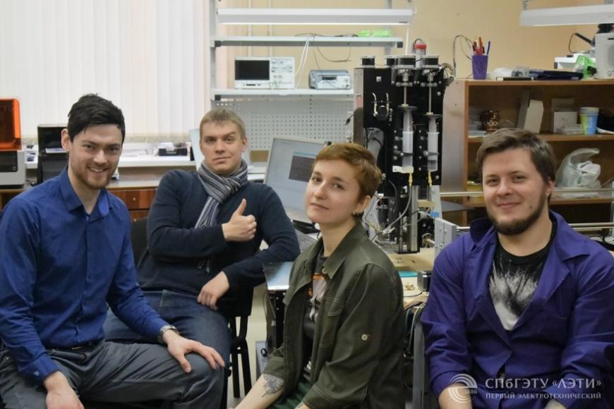 Петербургские ученые разрабатывают робота-художника