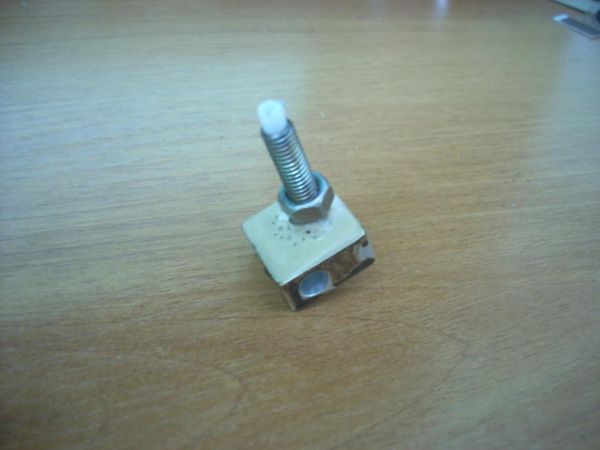 вопрос почему на кубике алюминиевом появляется пластик