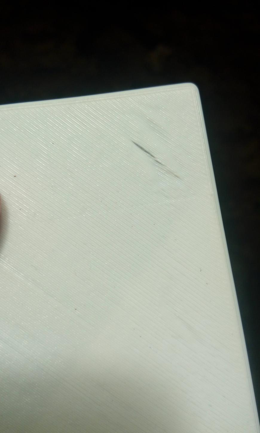 Отлипаеет pla