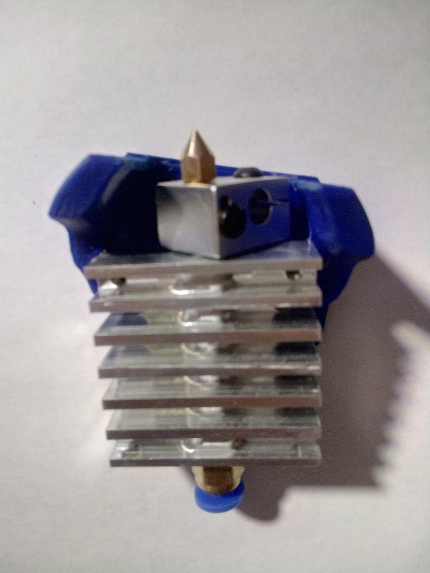 Помогите пожалуйста собрать экструдер для принтера ZAV. Помогите пожалуйста собрать экструдер для принтера ZAV.