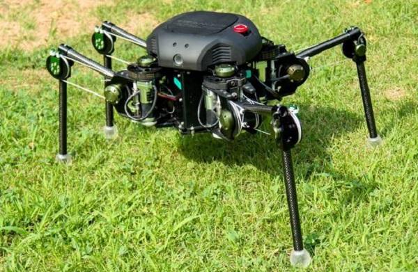 Японские инженеры представили 3D-печатного паукообразного робота-спасателя