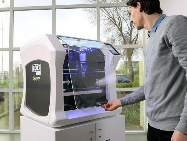 Leapfrog готовится к испытаниям крупноформатного 3D-принтера для печати армированными термопластами