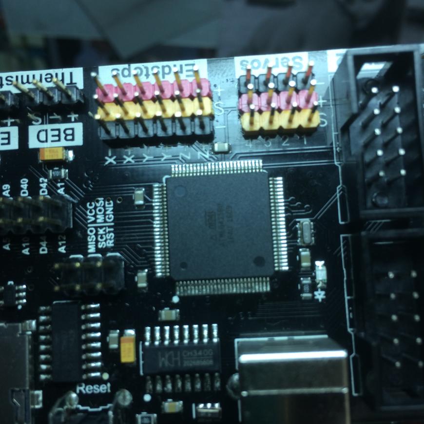 какую плату мне выбрать вроде melzi  для нее же sanguino, но процессор у меня atmega 2560, значит выбирать arduino/genuino?