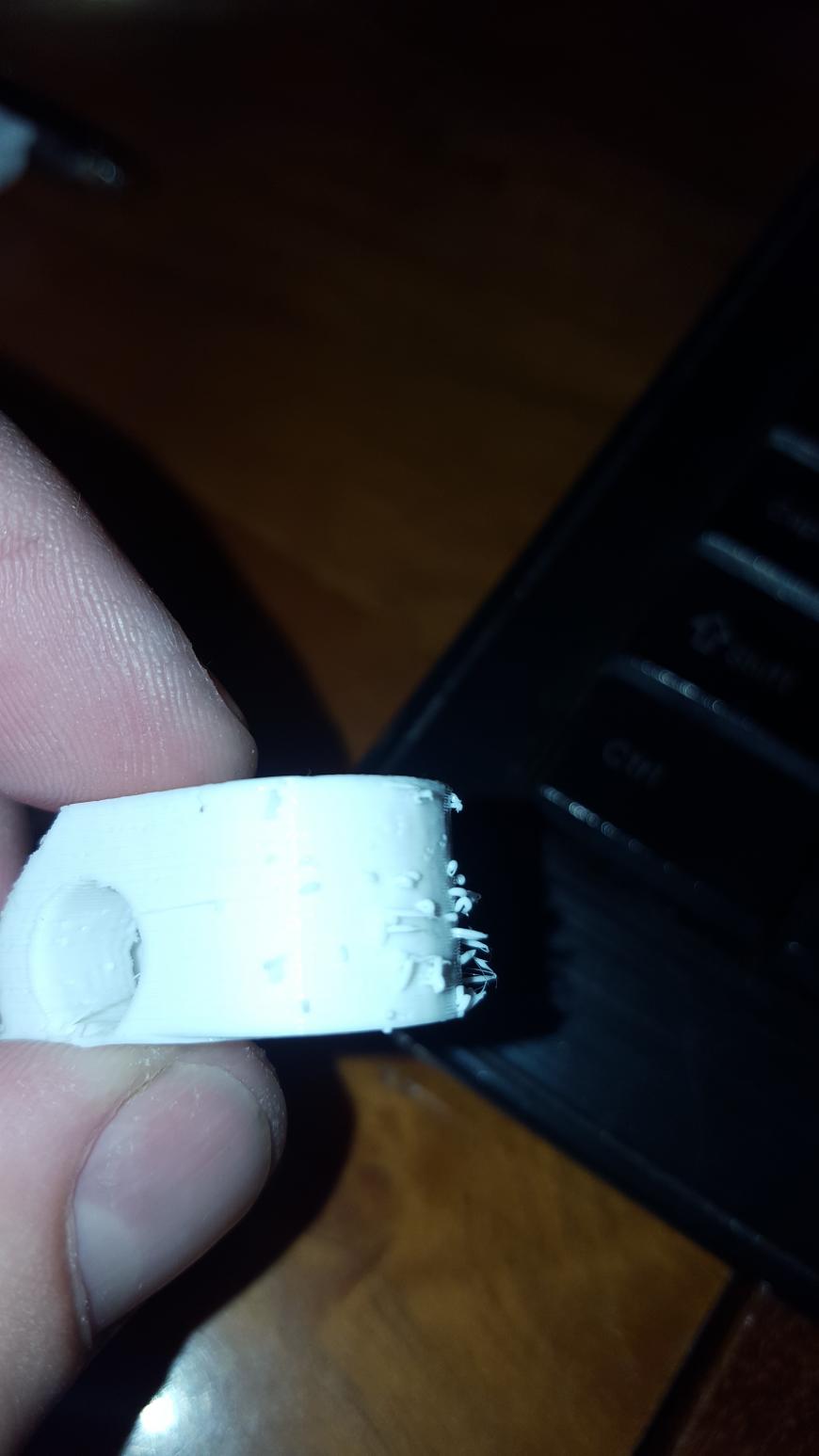 Подскажите в чем дело