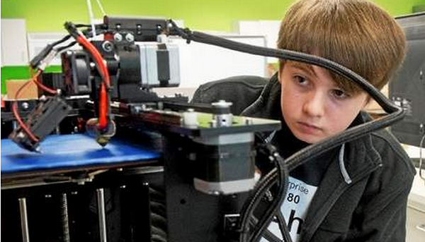Московские учителя овладеют 3D-принтерами и 3D-ручками