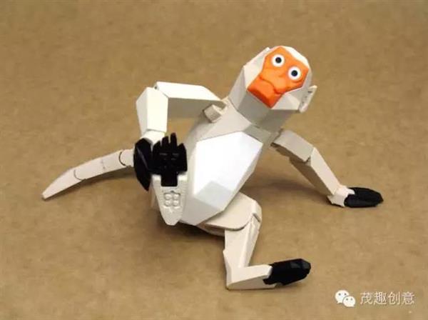 Художник с Тайваня создал на 3D-принтере игрушечную обезьянку