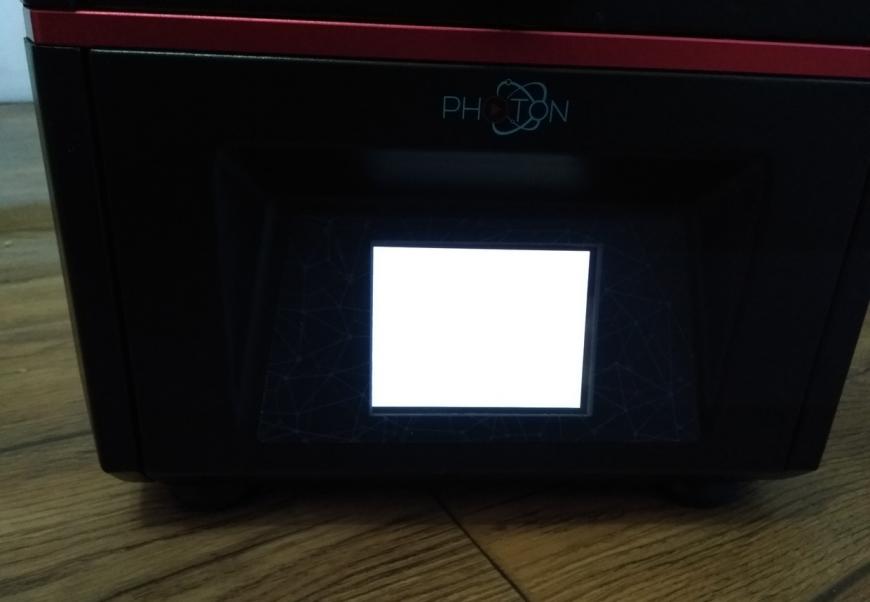 Не показывает меню в Anycubic Photon при включении.