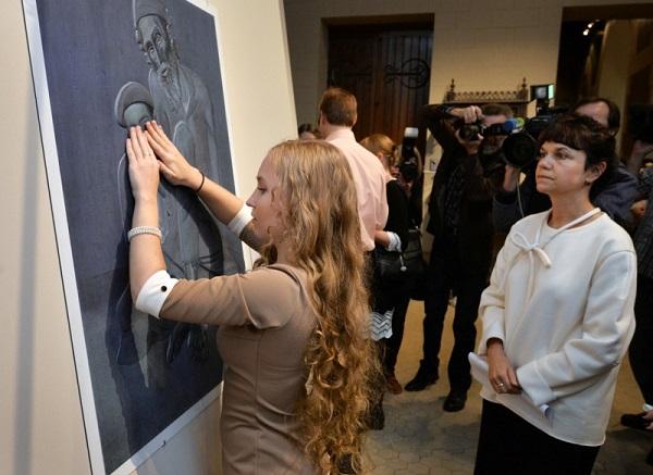 В Волгограде открывается выставка «Видеть невидимое» с 3D-печатными тактильными картинами