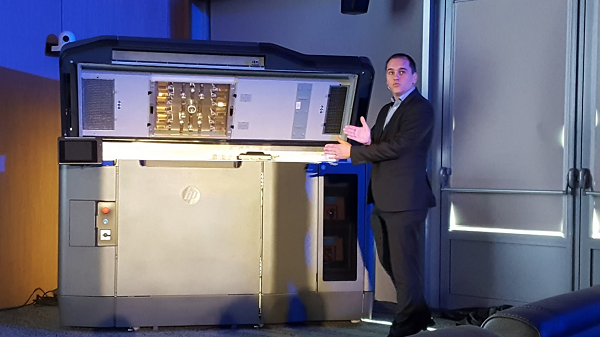 Hewlett Packard начинает продажи 3D-принтеров Multi Jet Fusion