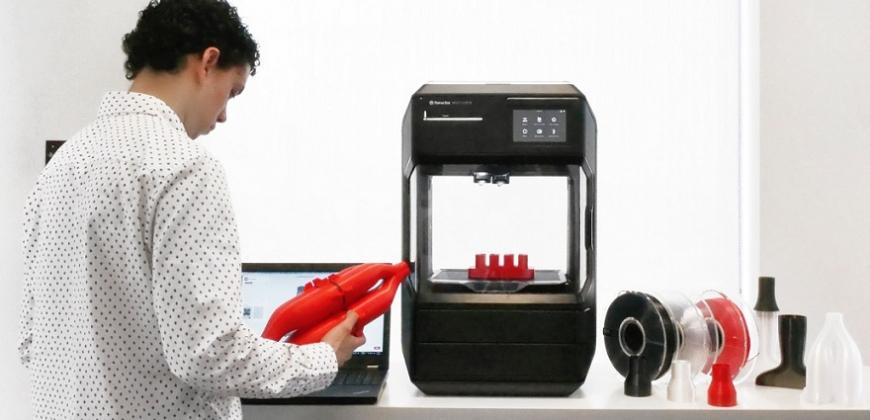 MakerBot предлагает филамент на основе ПЭТ-Г для 3D-принтеров Method