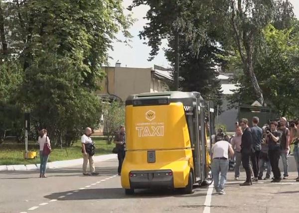 Беспилотный автобус «Matrёshka» с 3D-печатными компонентами проходит ходовые испытания