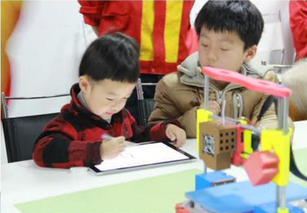 Китайская компания выпустила детский набор для самостоятельной сборки 3D-принтера