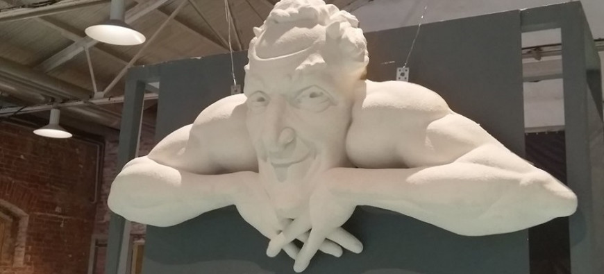 Мефистофель вернулся в Петербург