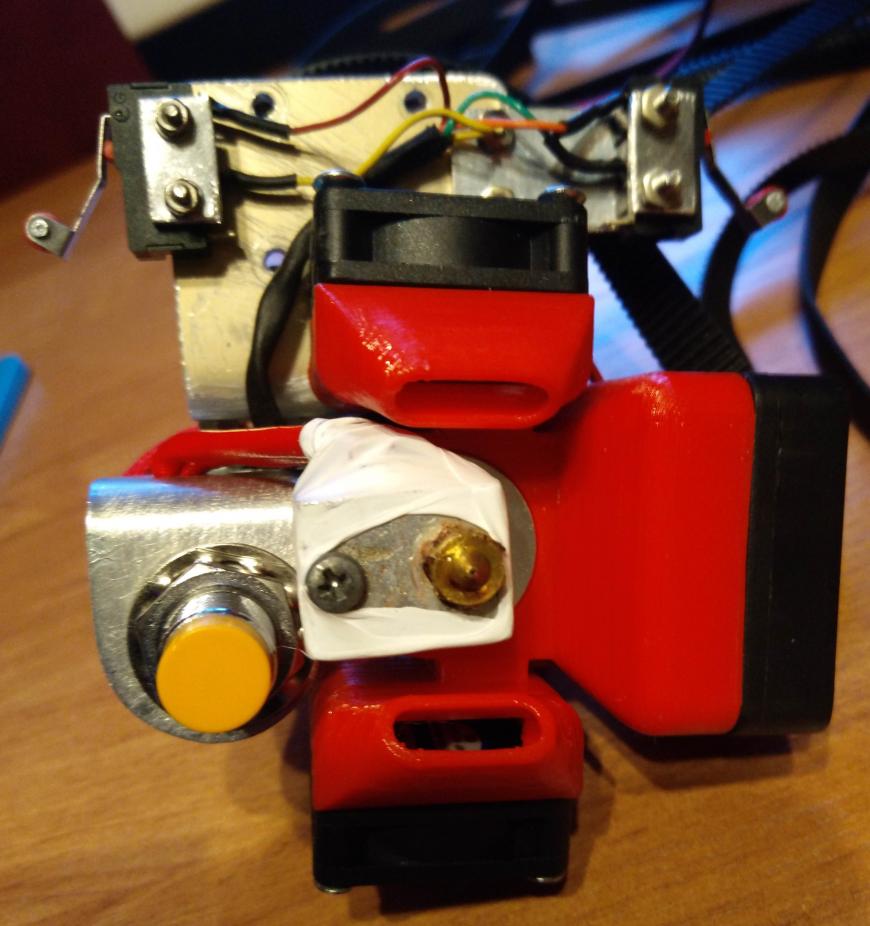 3D принтер H-Bot на рельсах из стального профиля без печатных деталей своими руками.