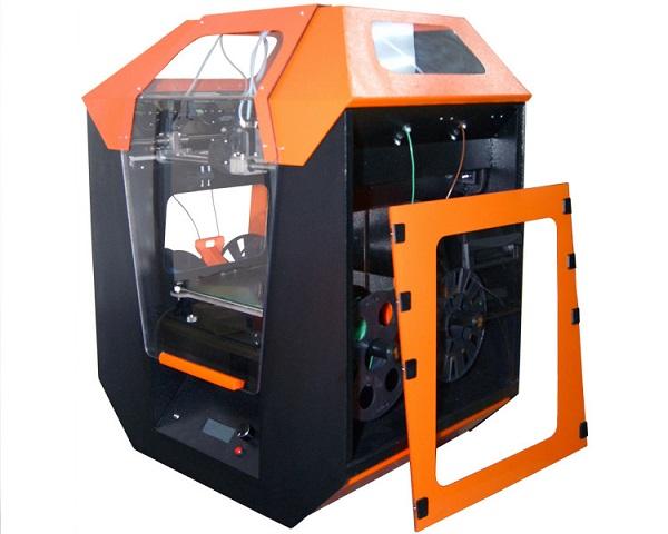 Одна головка, четыре прутка: компания «ЭнергияЛаб» предлагает настольный 3D-принтер «Квадро»
