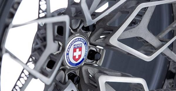 Компания HRE Wheels занялась 3D-печатью титановых автомобильных колес
