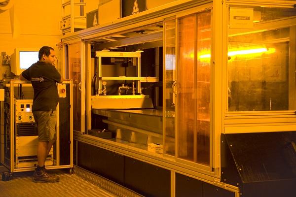 3D-принтеры компании Materialise печатают полноразмерную реплику скелета мамонта