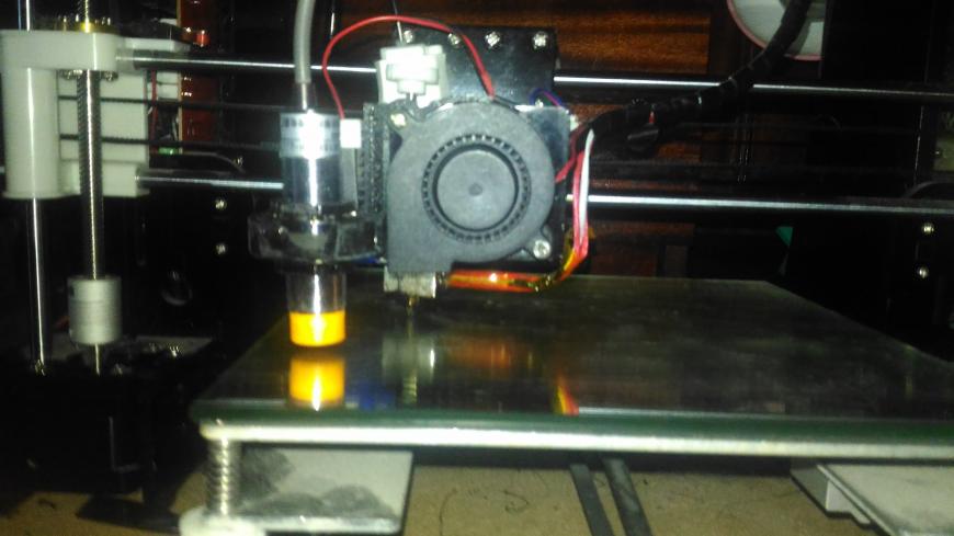 Anet a8 SkyNet 1.1 Сопло иногда уходит в стол