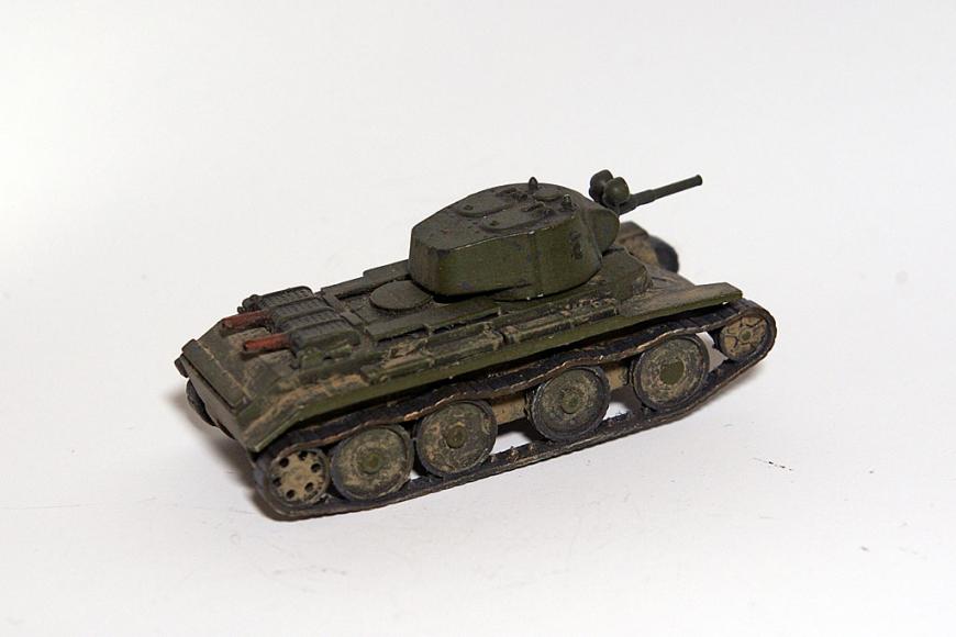 Танк БТ-7 в масштабе 1/100 на фотополимерном принтере Аникубик Фотон