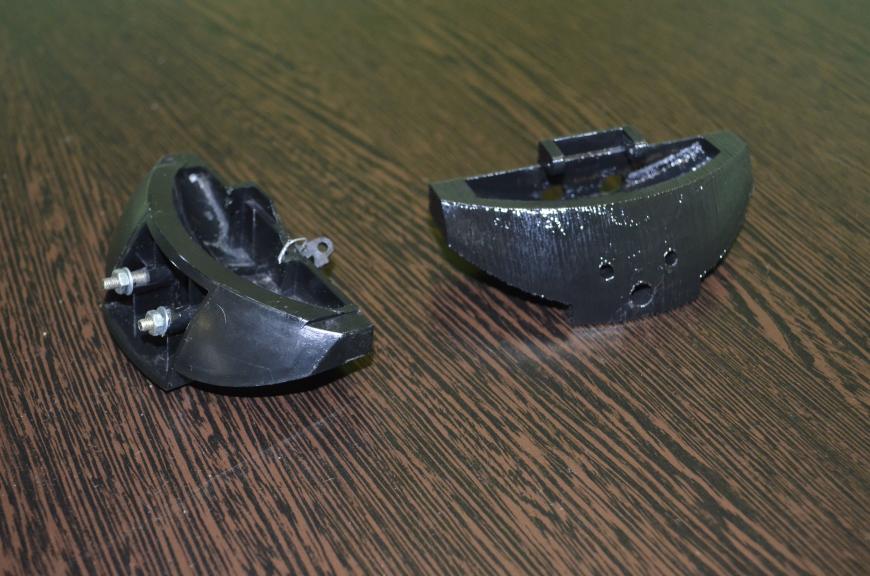 Кронштейн крепления крышки чайника