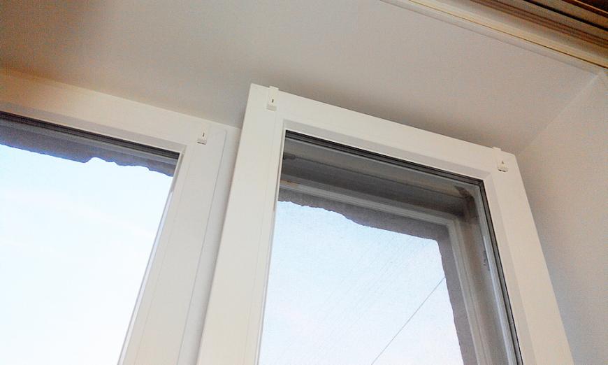 Модернизация крепления шторы на раму пластикового окна