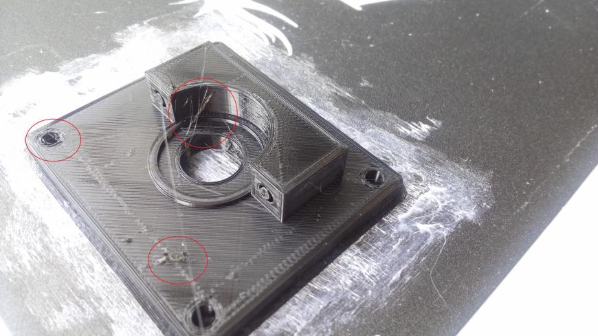 Плохой пластик, не верные настройки или проблема с экструдером