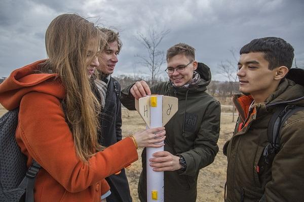 Студенты ДВФУ отметили День космонавтики запуском 3D-печатных ракет