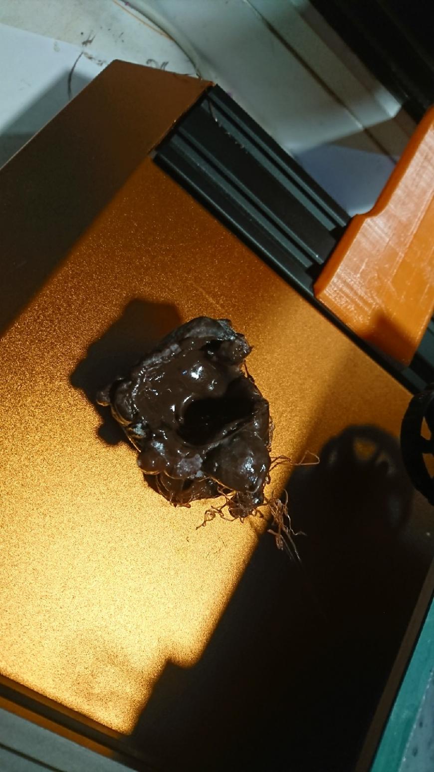 Хотэнд наскреб себе проблем....