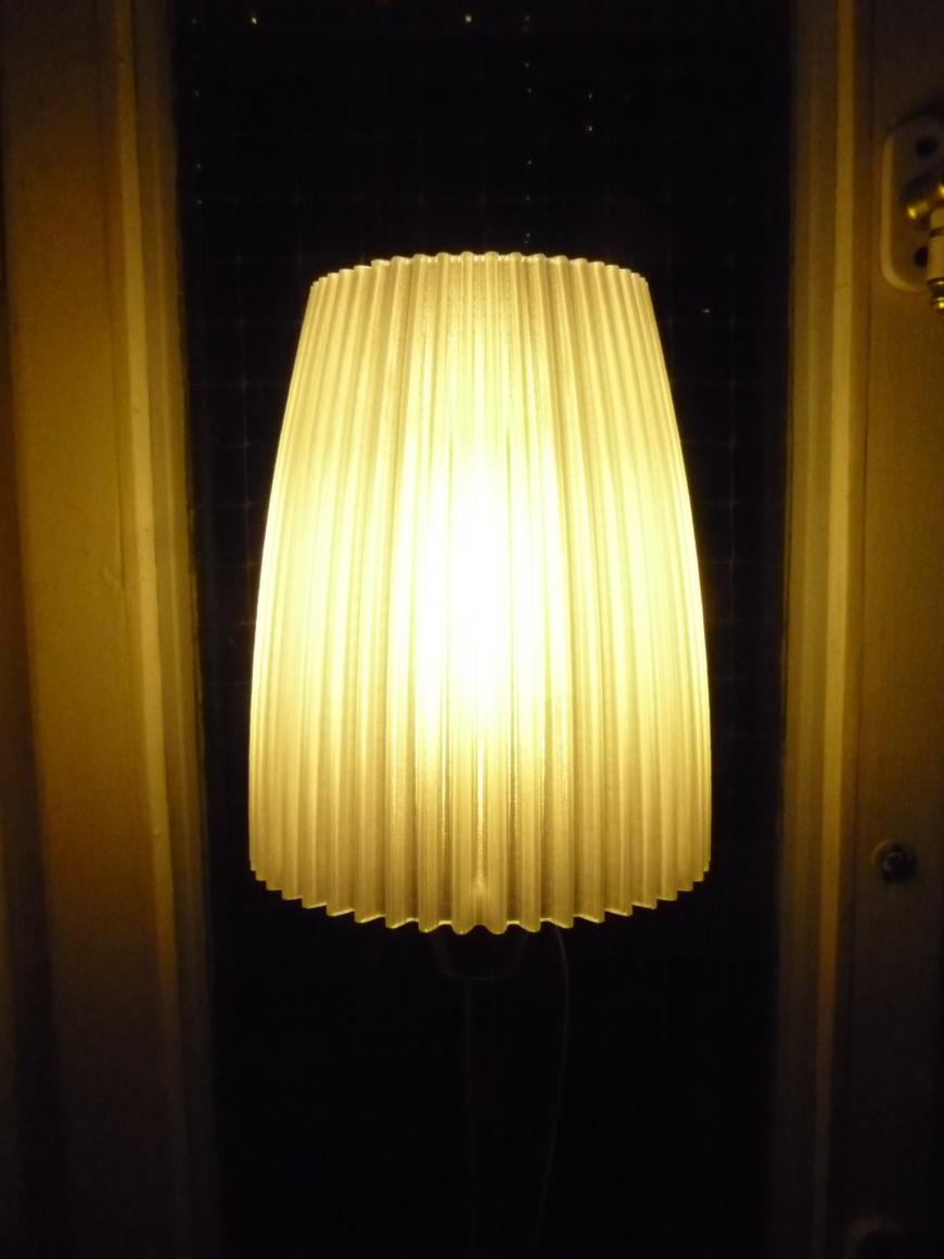 Вазы невостребованы абажуры