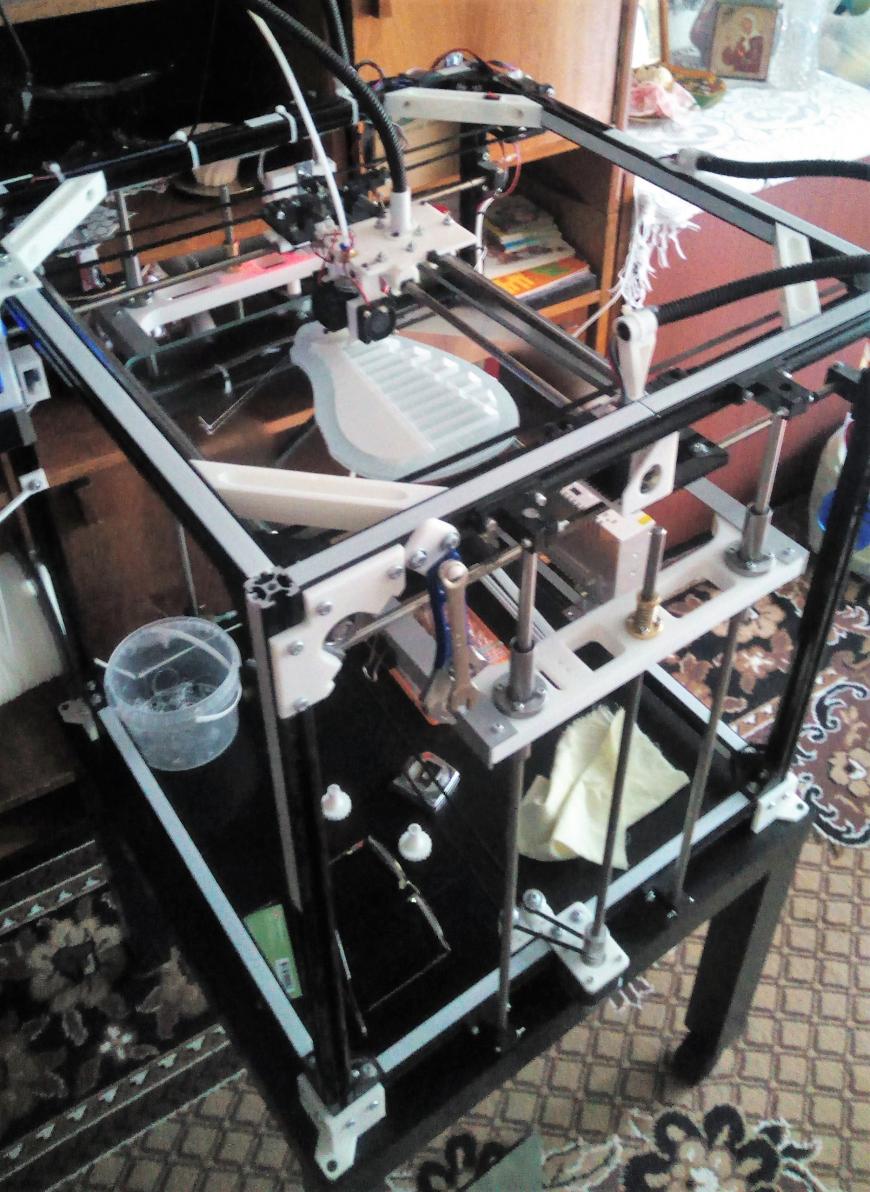 FLSUN Cube после года эксплуатации . FLSUN Cube после года эксплуатации .