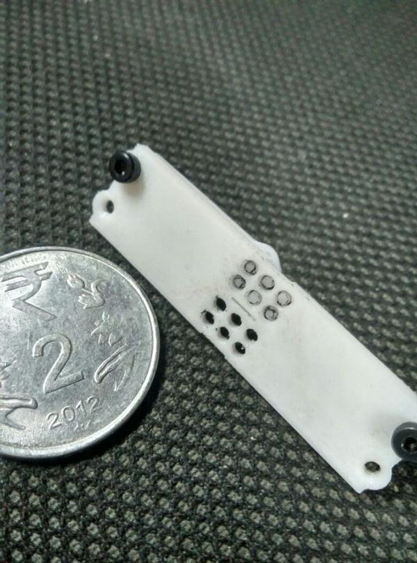 Недорогие 3D-печатные устройства помогут слабовидящим людям выучить систему Брайля