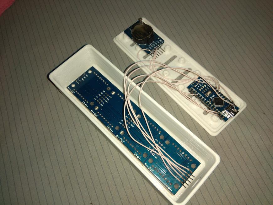 Корпус часов-информеров Корпус часов-информеров